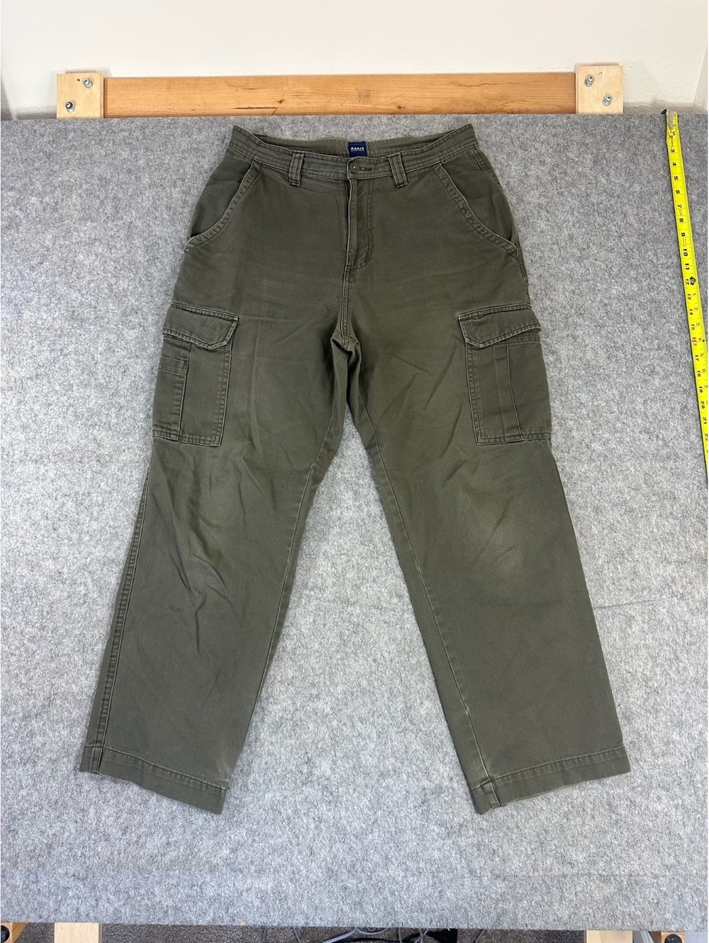 Vintage Y2K Basics Editions olive cargo pants mens size 32x30